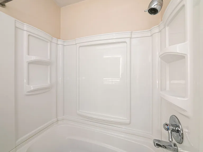 297 E Clearview Ave — Photo 23