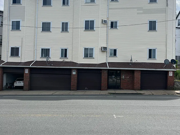 98 State Rd #6 — Photo 7