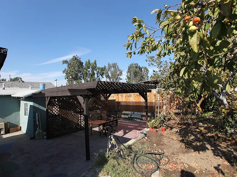 641 Orme Ave — Photo 9
