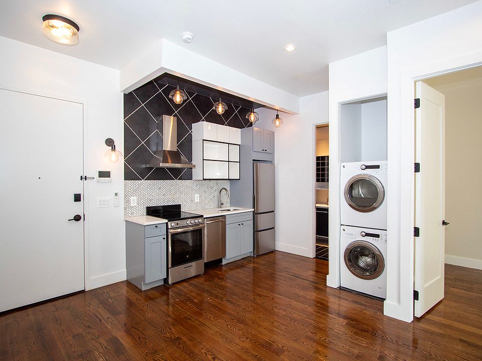 1st image of 83 Graham Ave #3G
