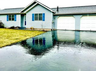 120 McConnell Pkwy, Hughesville, PA 17737