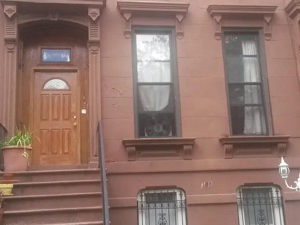 348 Stuyvesant Ave, Brooklyn, NY 11233