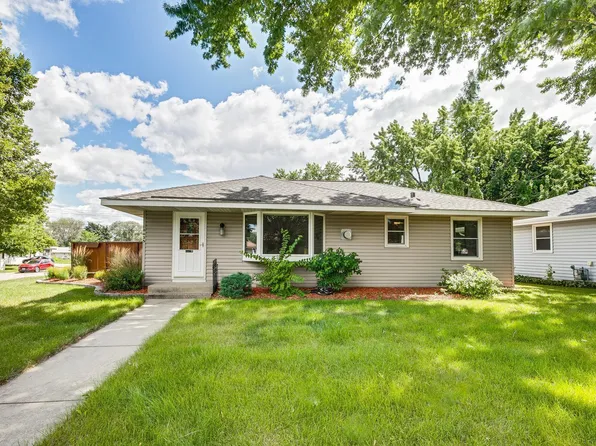 8635 Hadley Ave S, Cottage Grove, MN 55016