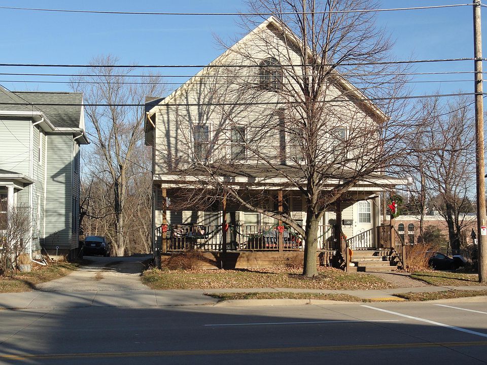 1st image of 326 W Sumner St #328