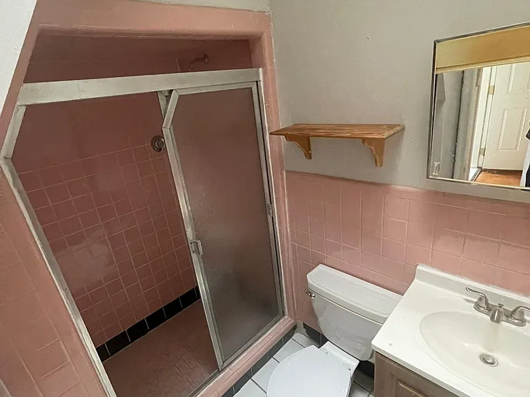 183 Beacon St #5R — Photo 6
