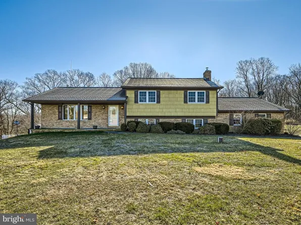 906 Dellwood Dr, Fallston, MD 21047