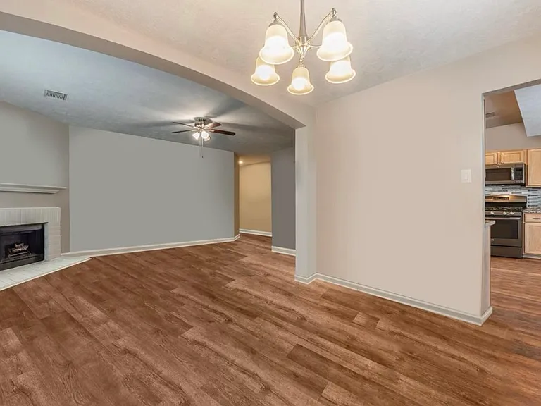 1835 Oak Ridge Dr — Photo 9