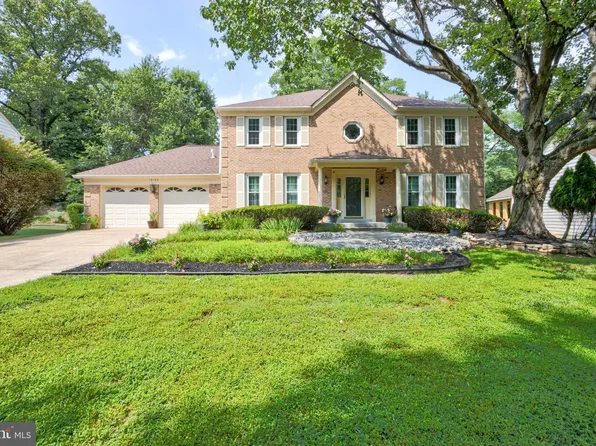 10150 NE Maxine St, Ellicott City, MD 21042