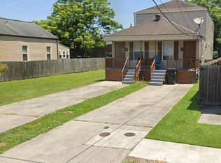 8431 Jeannette St #B, New Orleans, LA 70118