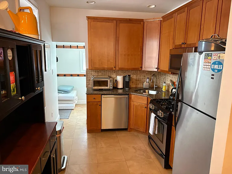 2608 Swain St — Photo 8