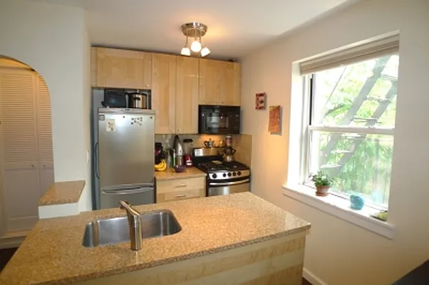 Rented by Citi Habitats | media 10