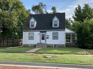 505 W 6th St, Hays, KS 67601