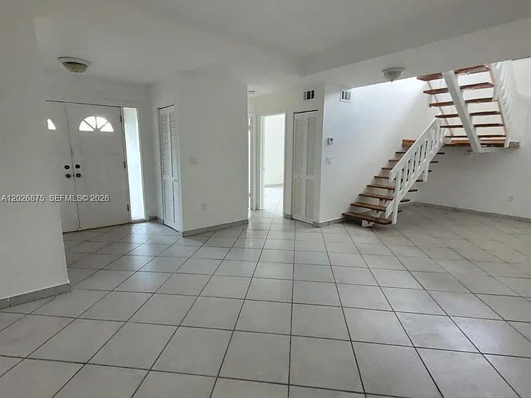 2438 SW 109th Ct — Photo 3
