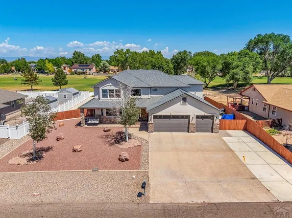 253 W Mangrum Dr, Pueblo West, CO 81007