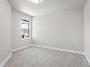 2600 Racquet Ln #22, Yakima, WA 98902