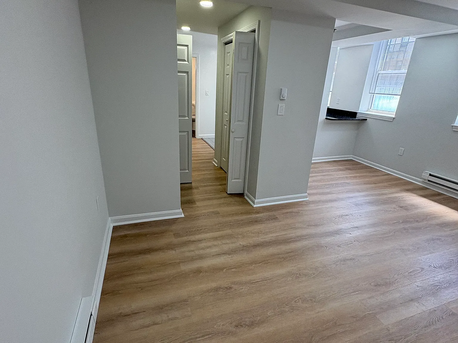 Studio, 450 sqft, $2,400 — Photo 1