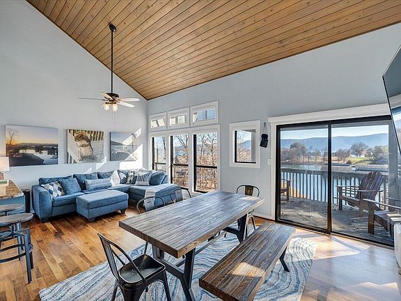 2nd image of 290 Sailors Cove Dr #409