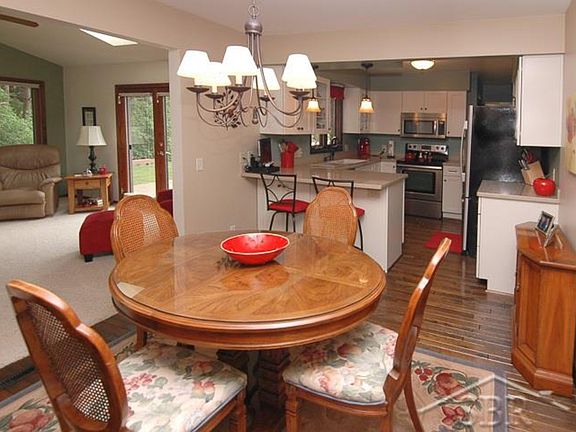 5th image of 2565 Sierra Dr