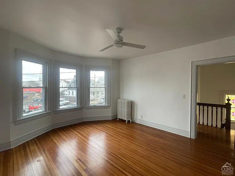 817 Columbia St #2 — Photo 7