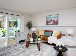 1120 Fairfield Rd #203, Victoria, BC V8V3A7