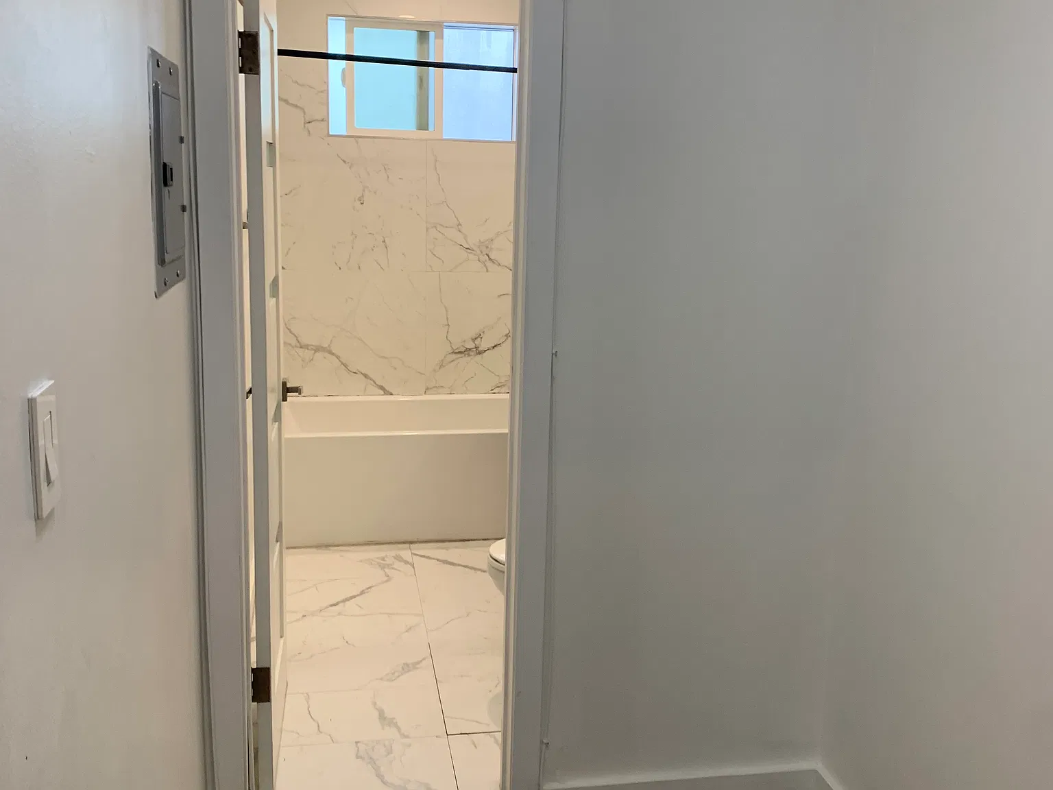Studio, 500 sqft, $1,545 — Photo 3