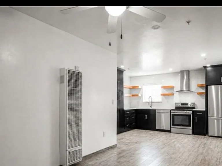 554 W 93rd St #554 — Photo 2