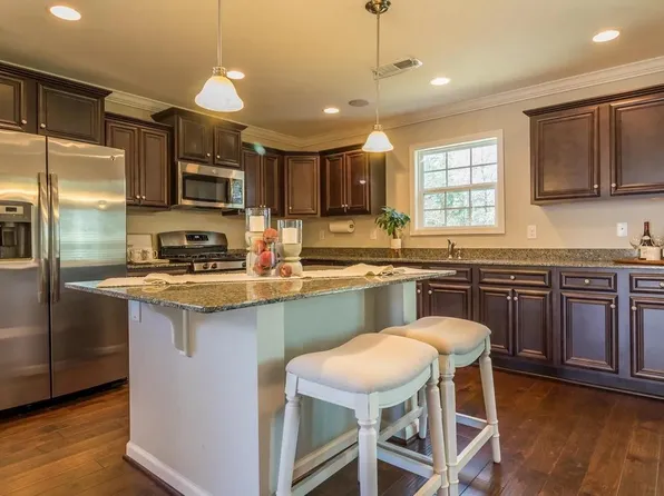 520 Connecticut Ave, Chapin, SC 29036