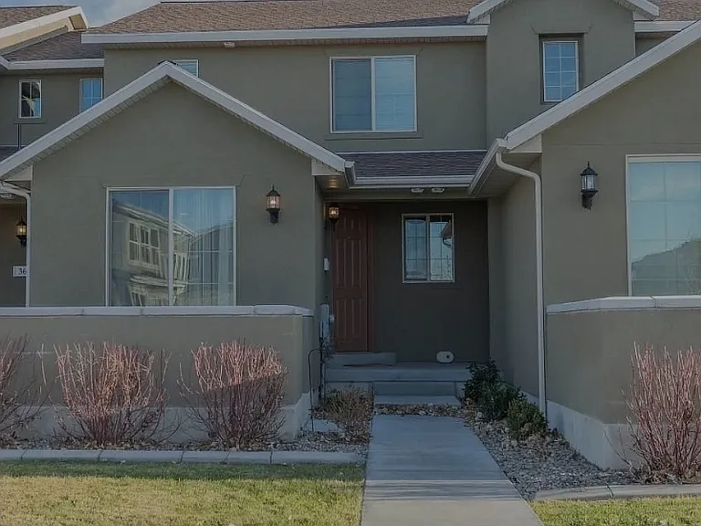 357 E Vancott Way — Photo 1