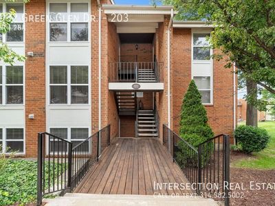 1932 Greenglen Dr Unit 203, Kirkwood, MO, 63122