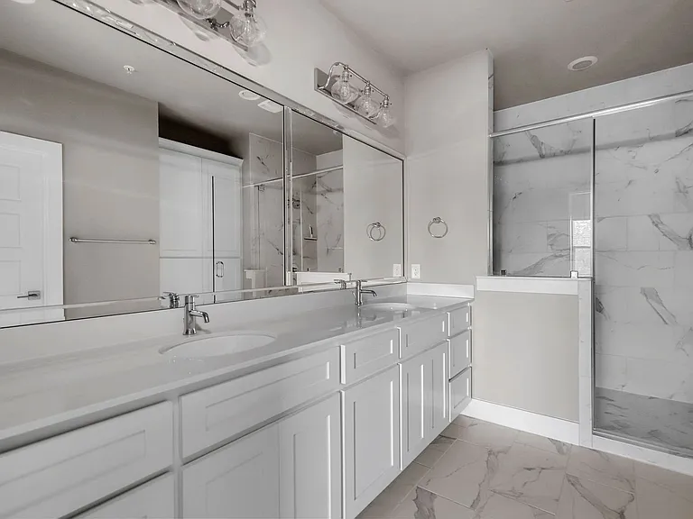2733 Merrimac St #104 — Photo 20