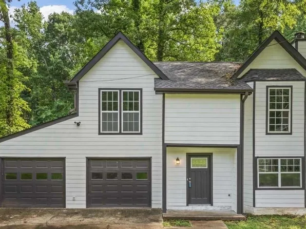 3052 Brook Ln, Rex, GA 30273