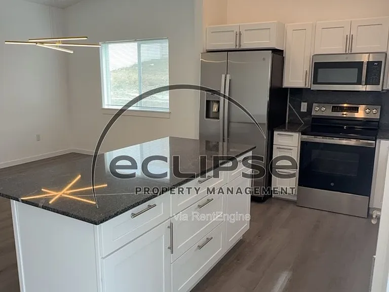 147 Buena Vista Dr — Photo 16