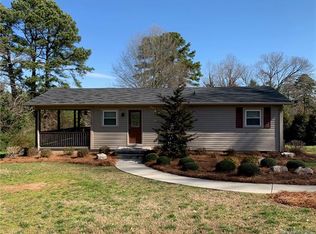 119 Klutz Rd, Mooresville, NC 28115