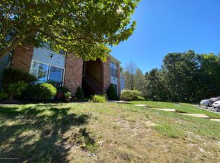 25 Frontier Way, Tinton Falls, NJ 07753
