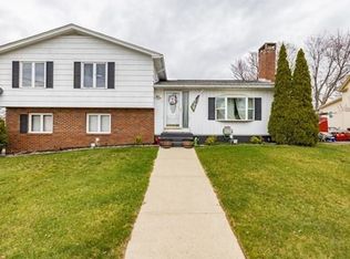 3 Morton St, Chicopee, MA 01020