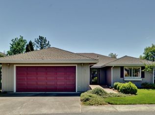 3190 Chandler Egan Dr, Medford, OR 97504