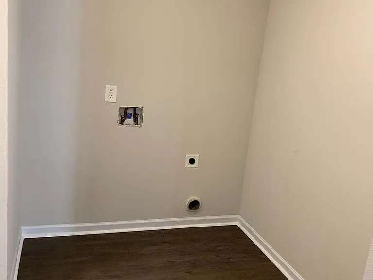 148 Whitestone Dr NE — Photo 18