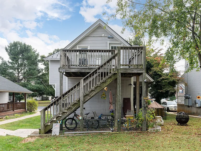 409 S Linden Ave #B — Photo 11