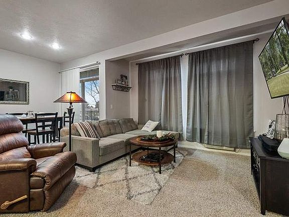 4th image of 22855 E Country Vista Dr Unit 292
