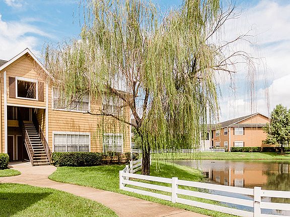 Willow Lake Apartments Katy, Texas