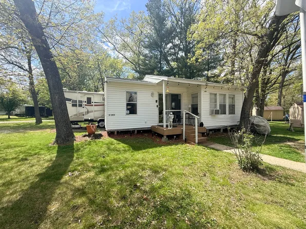 2-203 Woodhaven Lakes, Sublette, IL 61367