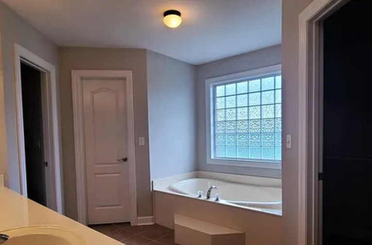 110 Beerli Dr — Photo 3