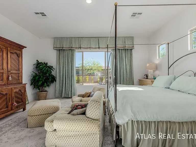 15149 S 186th Ln — Photo 6
