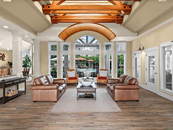 Clubhouse Entry