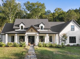 11883 Franklin Rd, College Grove, TN 37046