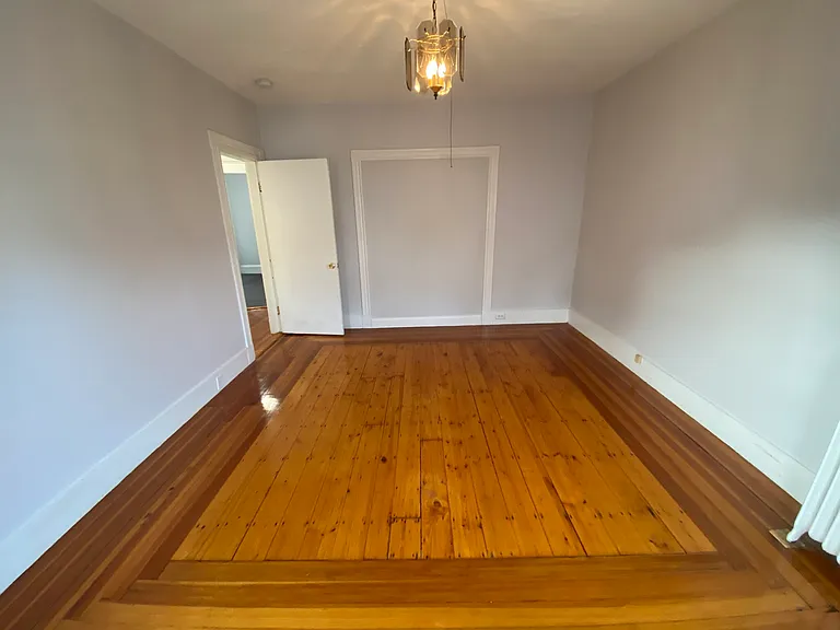 33 Everett Ave #3 — Photo 6
