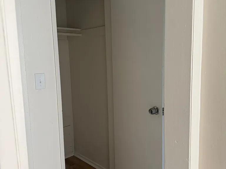 1538 N Detroit St #2 — Photo 6