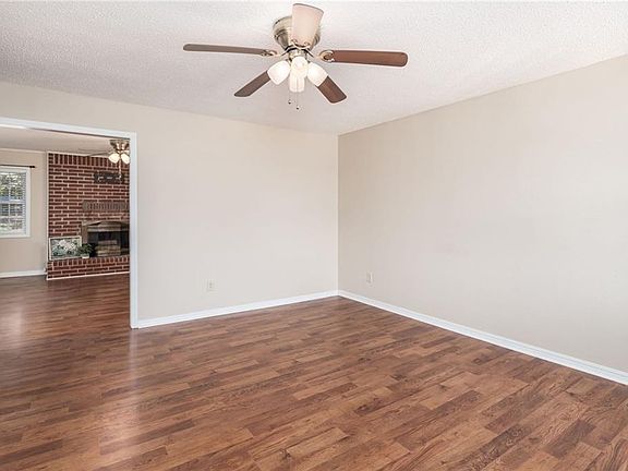 5th image of 1209 N Hills Blvd