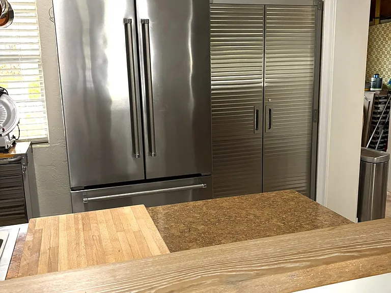 3303 Saxon Dr — Photo 10