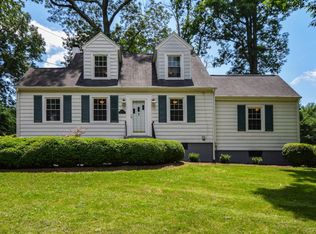1112 Forest Lawn Dr, Salem, VA 24153